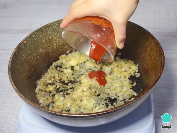 Receta de Tallarines rojos con atún - Paso 4