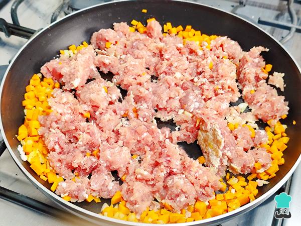 Receta de Chiles rellenos de carne molida - Paso 4