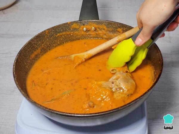 Receta de Tallarines rojos con huancaína - Paso 7